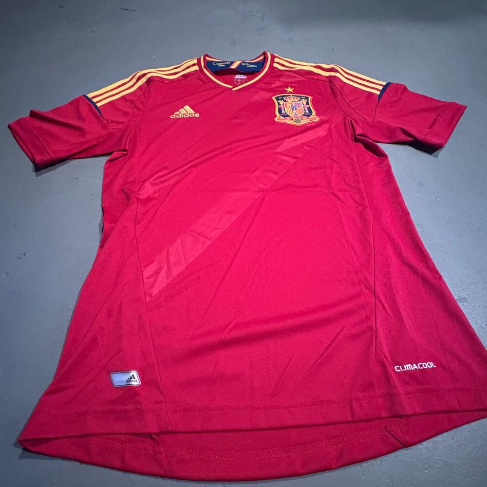 Adidas Spain Men's Home Jersey (Euro 2012) Size: Small/Med Color: Red